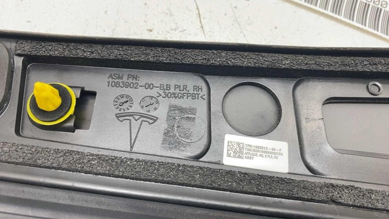 109231298F ⭕16-20 Tesla Model X Right B-Pillar Applique Trim Molding w/ Camera 1092312-98-F
