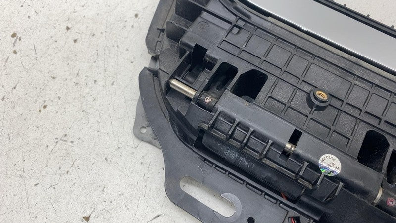 2012-2015 Tesla Model S MS Rear Passenger Side Exterior Door Handle Outer Right