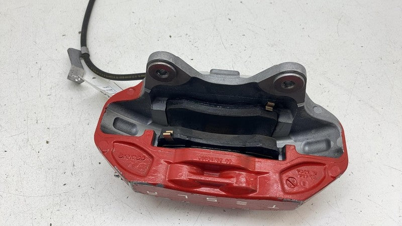 ⭕ 20-23 Tesla Model Y Front Passenger Side Caliper Red w/ Brake Hose L
