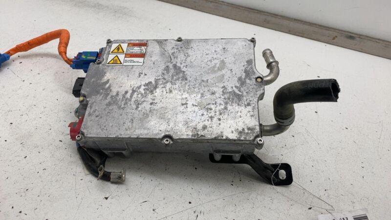 102866500B 2012-2015 Tesla Model S MS High Voltage Gen 2 DC-DC Power Converter Module Unit