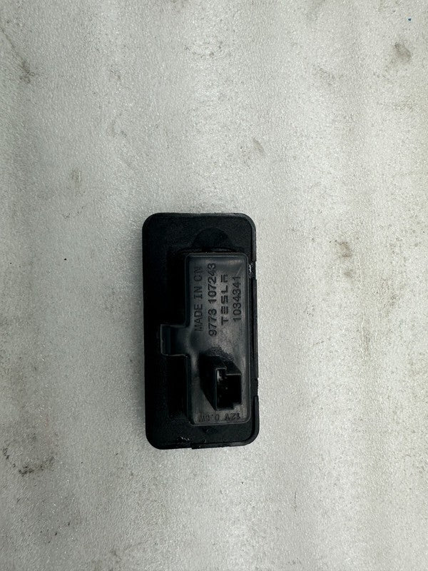 1034341 00 A ⭕ 12-23 Model S X Rear Bumper Left = Right License Plate Lamp Light 1034341-00-A