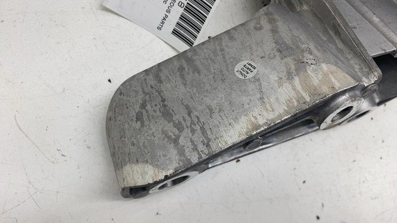 31686306 ⭕ 2021-2023 Polestar 2 Front Right Side Engine Mount Support Bracket RH 31686306