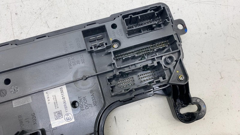 ⭕ 24-25 Model 3 Front Left Frunk Low Voltage Body Controller Module 18