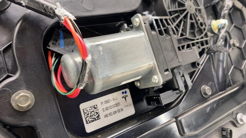 ⭕ 2017-2020 Tesla Model 3 Front Passenger Door Shell Panel Right RH Gr