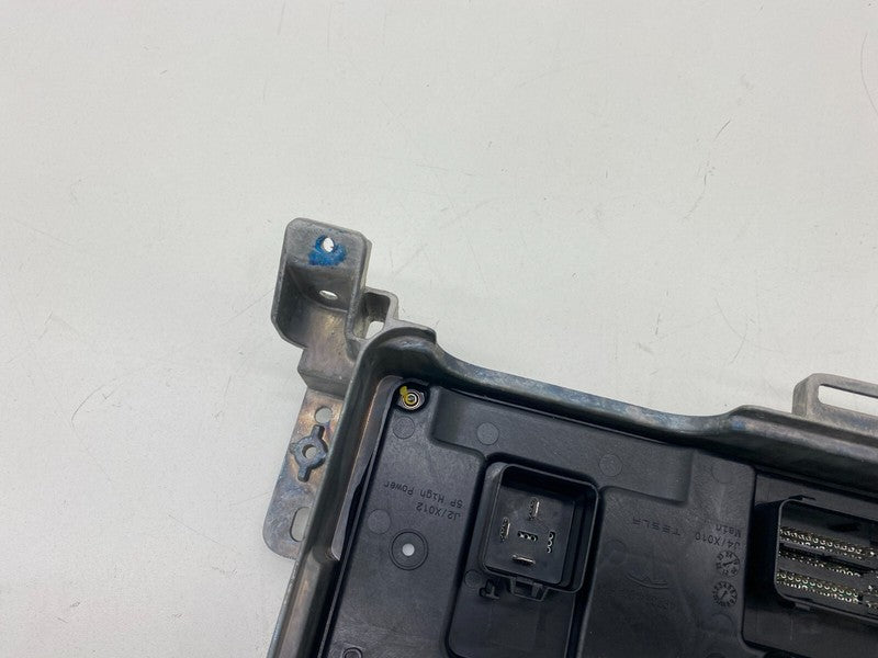 158399103C ⭕ 21-23 Tesla Model 3 Y Front Vehicle Electronic Controller Module 1583991-03-C
