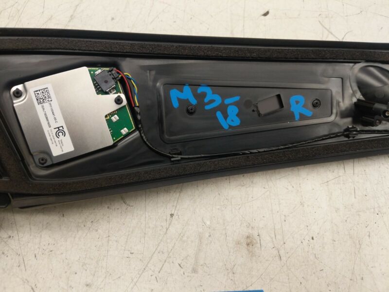 1100441 00 C ⭕ 2017-2023 Tesla Model 3 Right B-Pillar Trim Molding and Camera RH 1100441-00-C