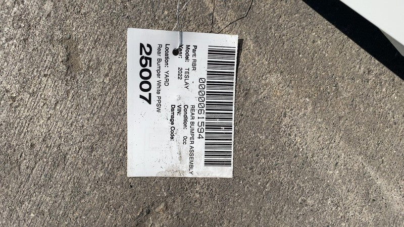 ⭕ 20-24 Model Y Rear Bumper Cover w/ Sensor Holes + Lower Valance Whit