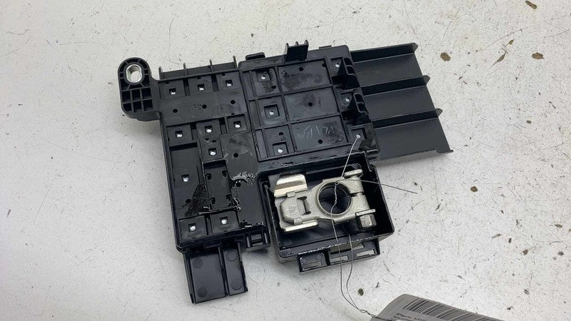 Miscellaneous Parts VINFAST VF8 25