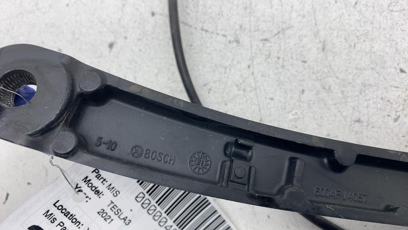 ⭕17-23 Tesla Model 3 Front Passenger Side Windshield Wiper Arm Assembl