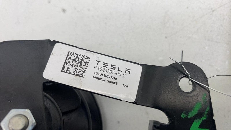 1623705 00 C 2021-2024 Tesla Model S X High + Low Pitch Tone Horn 510 & 410 Hertz w/ Bracket
