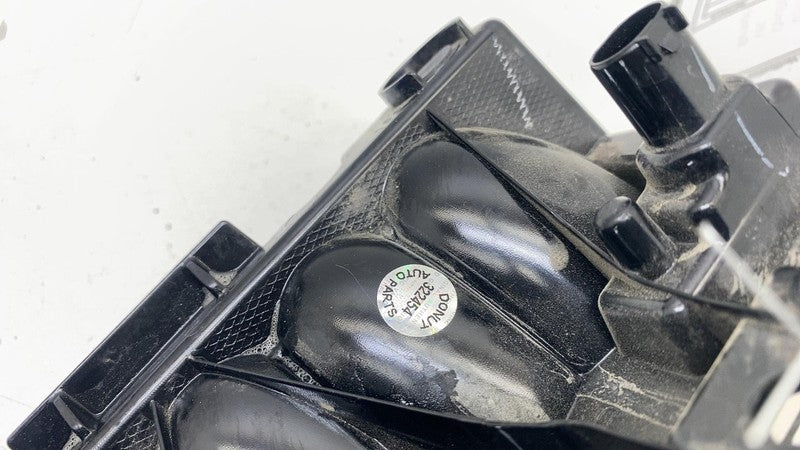 ⭕ 2024 Tesla Cybertruck Rear Passenger Reverse LED Light Lamp Right 18