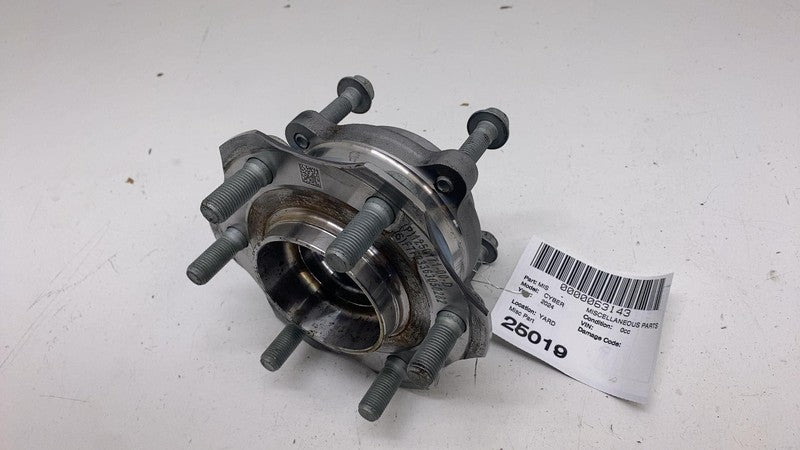 125017100D ⭕ 24-25 Cybertruck Front/Rear Driven Hub 6x139.7mm PCD-180mm Flange 1250171-00-D