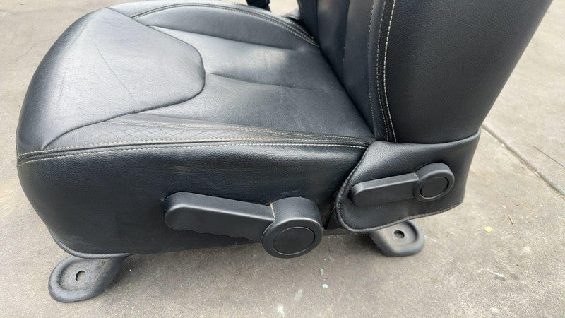 ⭕ 11-17 Jeep Wrangler Front Driver Side 1st Row Bucket Seat Black Leather Left