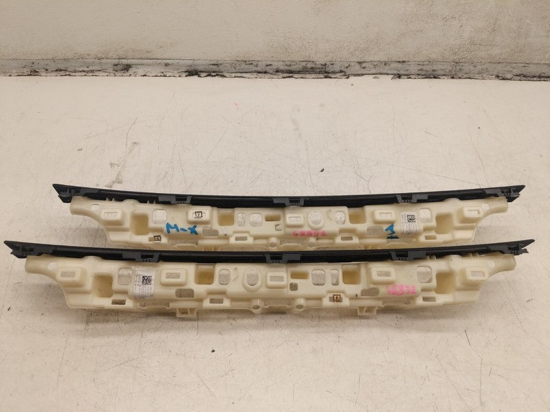 ⭕16-20 Model X Left/Right Upper Falcon Door Outer Trim 1055049-06-E/10