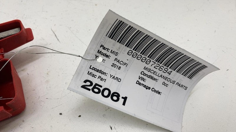 68260128AB ⭕ 2017-2024 Chrysler Pacifica Engine Compartment Fuse Relay Block Box 68260128AB