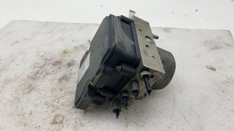 103779700D 2012-2015 Tesla Model S Anti-Lock ABS Brake Pump Hydraulic Control Unit Module