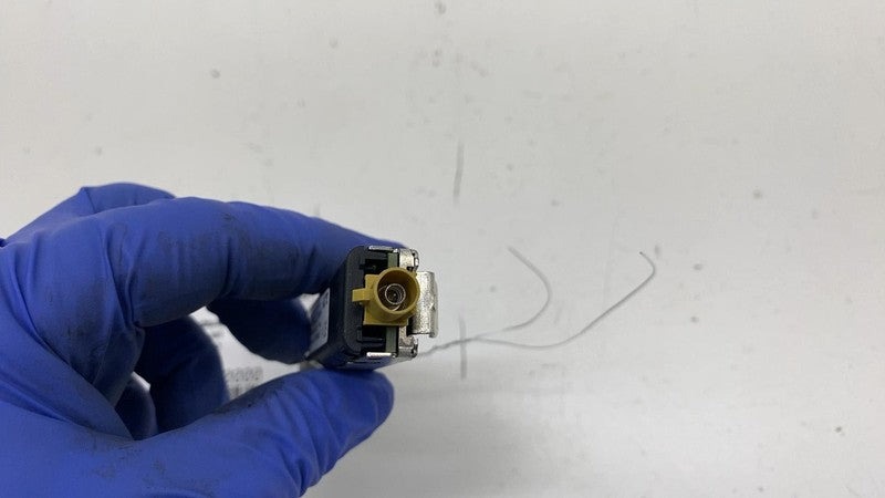 PT00146460 ⭕ 2022-2024 Rivian R1T Rear Antenna Amplifier Control Module Unit OEM PT00146460