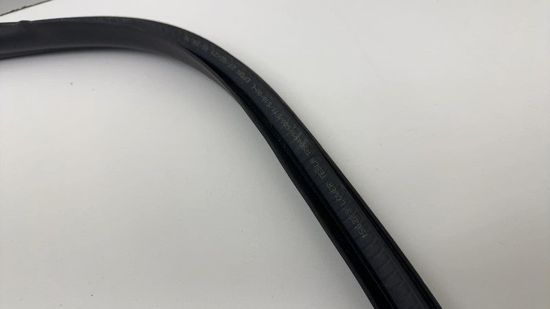 ⭕17-23 Tesla Model 3 Rear Right Door Body Weatherstrip Rubber Seal 109