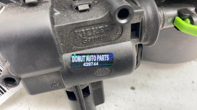 ⭕ 2013-2018 Ford C-Max Fuel Tank Side Filler Pocket Door Lid Flap Cover Panel