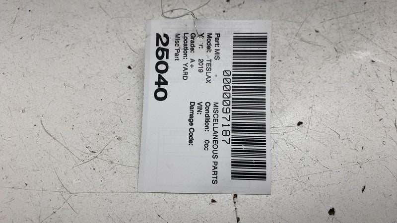 ⭕ 16-20 Tesla Model X Front Driver Side Door Sill Trim Cover Left 1035