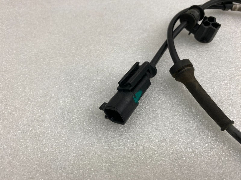 103779400B ⭕ 12-20 Model S Front Left/Right Intelligent ABS Wheel Speed Sensor 1037794-00-B