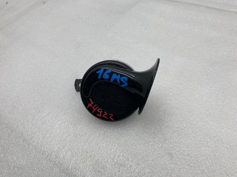 E1 0020046 ⭕ 2012-2020 Tesla Model S MS Seger Low Pitch Tone Horn 12V 410 Hertz w/ Bracket