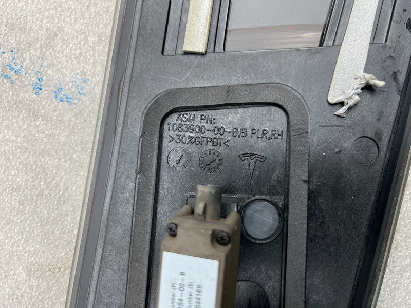 1069104-00-B ⭕ 2016-2020 Tesla Model S MS Right B-Pillar Glass Applique & Camera 1092307-00-B