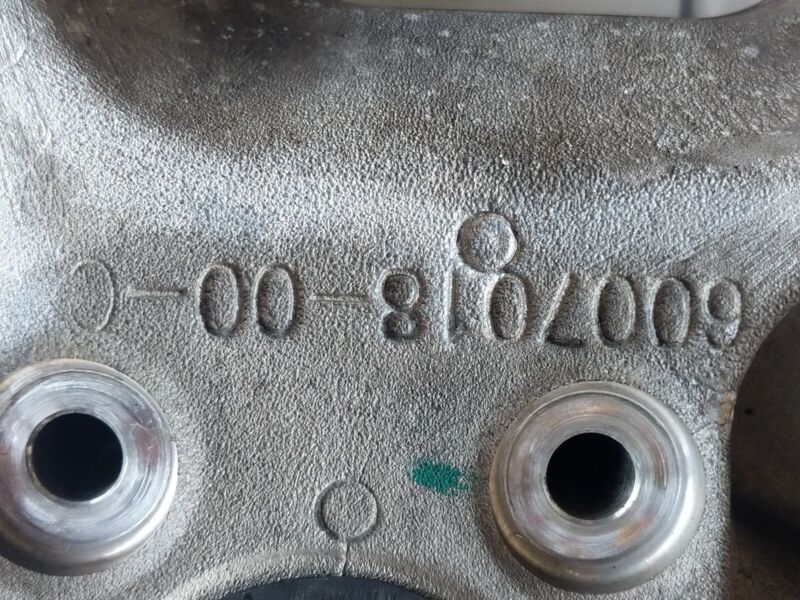 2012 2013 2014 2015 Tesla Model S MS Front Passenger Spindle Knuckle Right RWD