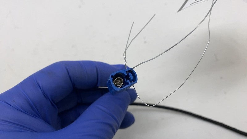 LJ8T19C181AA ⭕ 21-24 Ford Mustang Mach-E Radio Antenna Signal Splitter Wiring LJ8T-19C181-AA