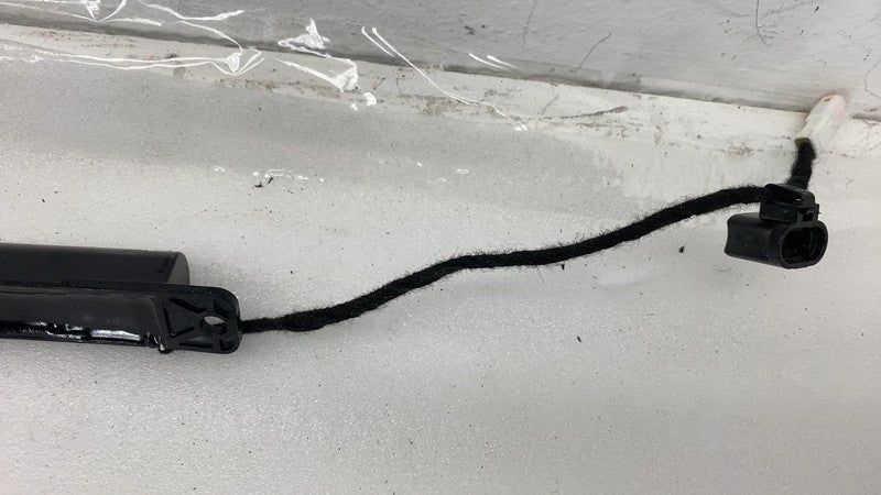 P11-J318000-00 ⭕ 2022-2024 Lucid Air Grand Touring Antenna P11-J318000-00