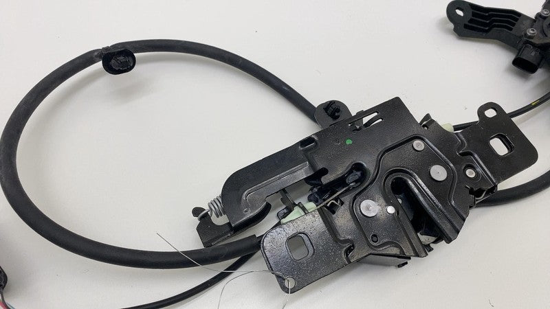 2024 2025 Tesla Cybertruck Front Trunk Frunk Lock Latch Actuator Assy