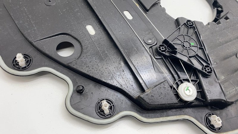 ⭕ 21-24 Ford Mustang Mach-E Rear Right Door Window Regulator & Motor w/ Carrier