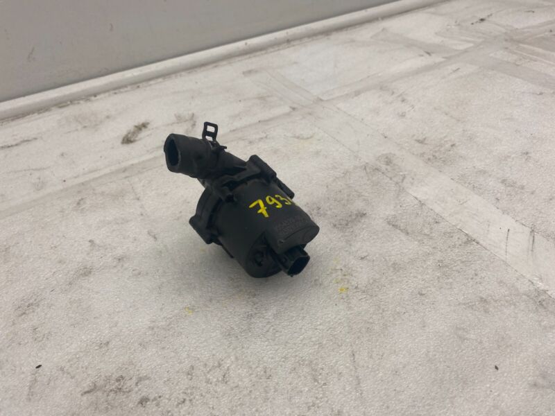 2016-2020 Tesla Model X MX Auxiliary Coolant Water Cooling Pump FWD Assembly OEM