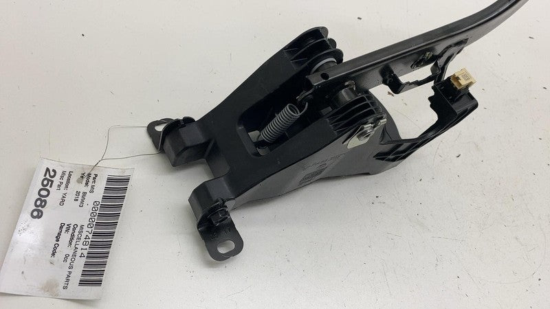 ⭕ 2014-2021 BMW i3 I01 Hybrid Brake Stop Pedal Foot Pad w/ Bracket Assembly OEM