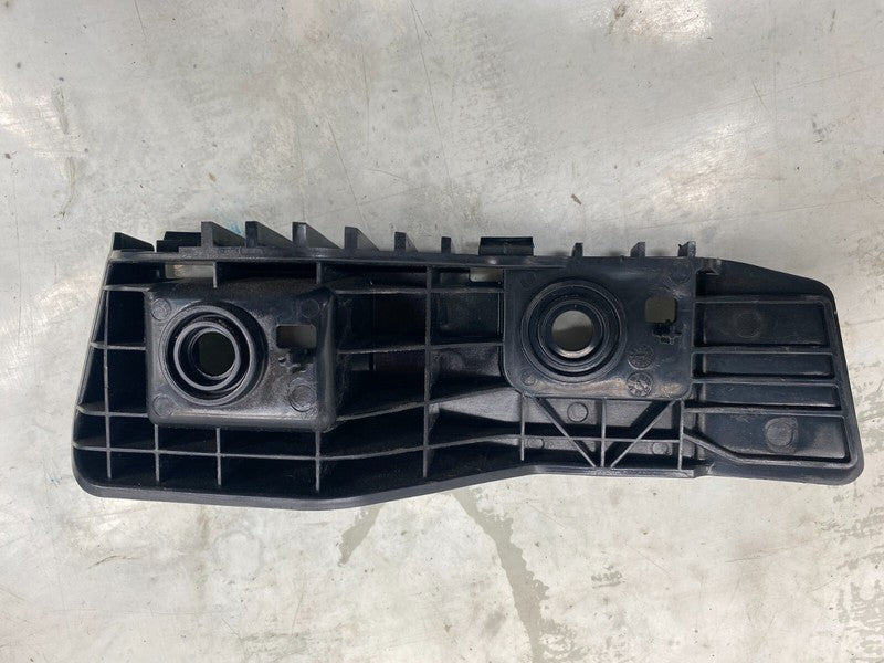 1083992 00 D ⭕17-23 Model 3 Rear Left Bumper Taillamp Taillight Mount Bracket LH 1083992-00-D