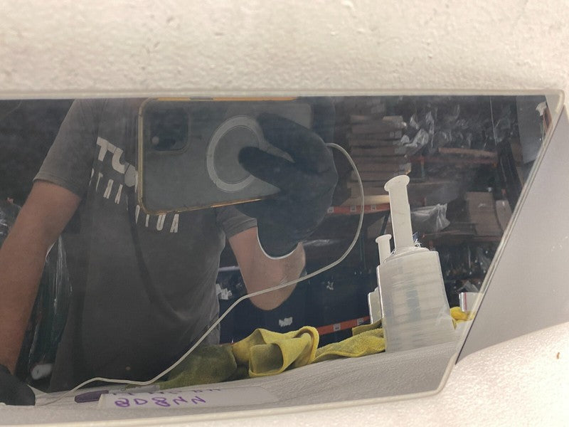 109230700E ⭕ 2016-2020 Tesla Model S B-Pillar Glass Applique w/ Camera Right 1092307-00-E