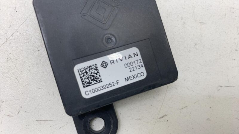 PT00000574-I ⭕ 22-24 Rivian R1T Instrument Panel Wiring Harness Radio Amplifier PT00000574-I