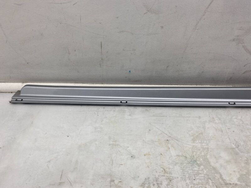 1012217 00 G ⭕12-24 Tesla Model S Passenger Side Skirt Molding Scuff Plate Right 1012217-00-G