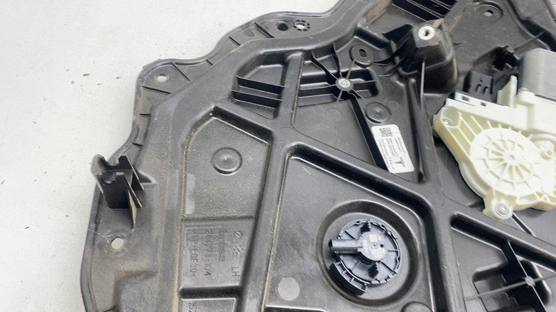 ⭕ 20-23 Tesla Model Y Rear Left Window Regulator & Motor w/ Carrier 14