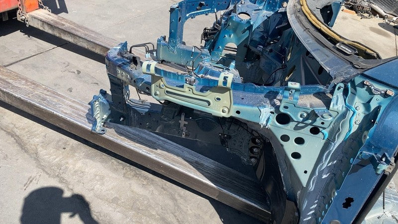 ⭕ 2024 Porsche Cayenne Front Left & Right Frame Horn Structural Cut Out Assembly