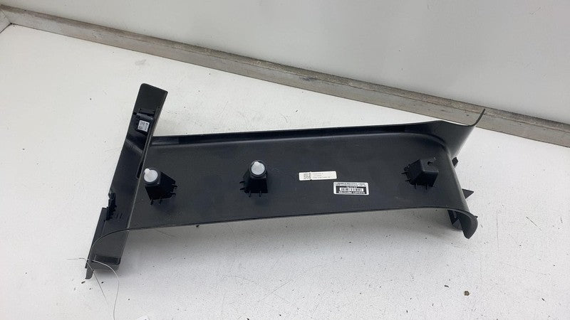 PT00012129 ⭕2022-2024 Rivian R1T Front Right Gear Tunnel Trim Cover Panel Button PT00012129