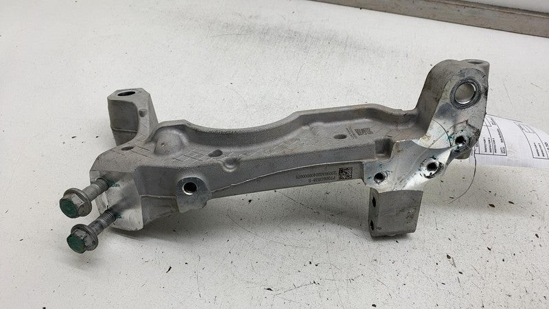 PT00613518B ⭕22-25 Rivian R1T R1S Front Left Lower Subframe Crossmember Bracket PT00613518-B