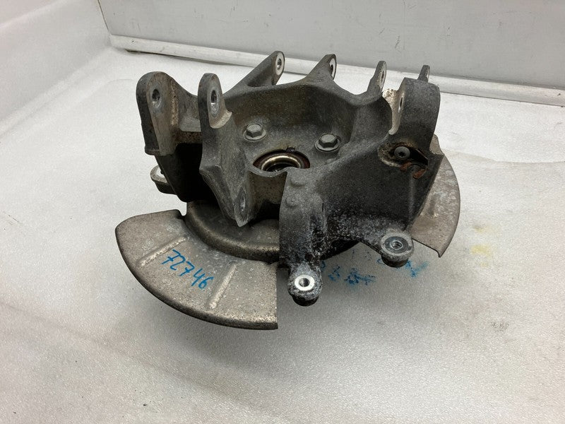 600643300A 16-20 Model S Rear Right Spindle Knuckle w/ Dust Shield & Wheel Hub 6006433-00-A