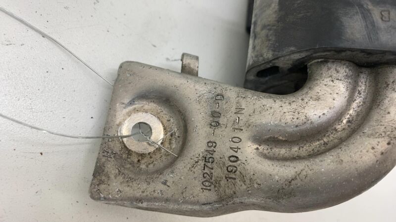 2016-2020 Tesla Model X MX Cooling System Auxiliary Coolant Water Pump Assembly