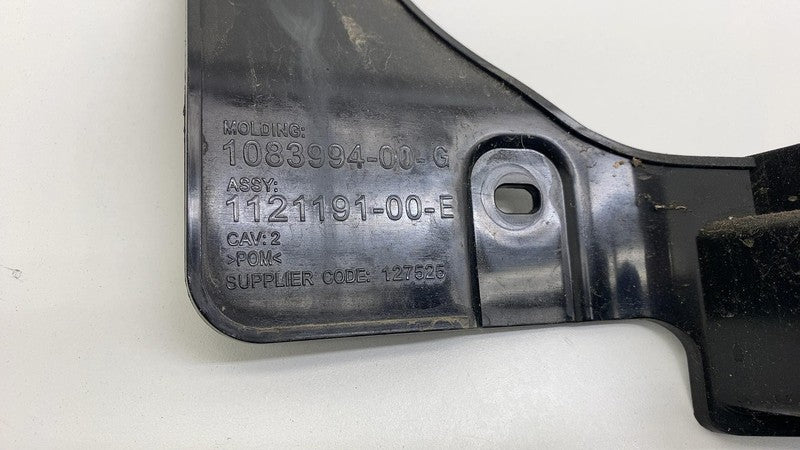 108399400G 2017-2023 Tesla Model 3 M3 Rear Bumper Center Support Mount Bracket 1083994-00-G