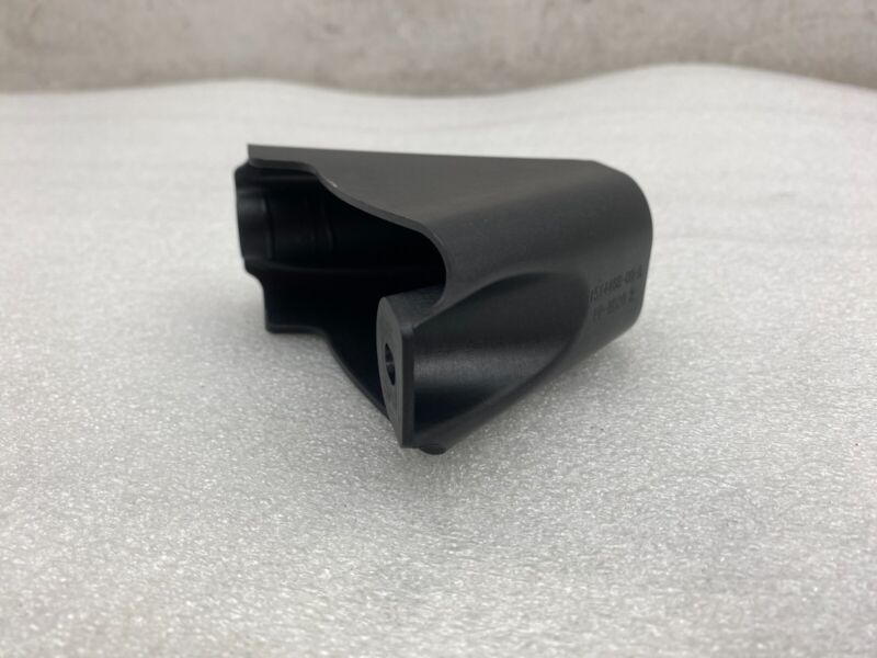 1514466 00 A 2020-2024 Tesla Model Y MY Front Bumper End Module Lower Grille Bracket Support