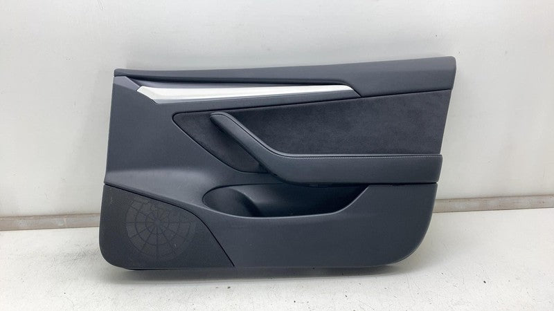 ⭕ 21-23 Tesla Model 3 Front Passenger Side Interior Door Panel Trim C