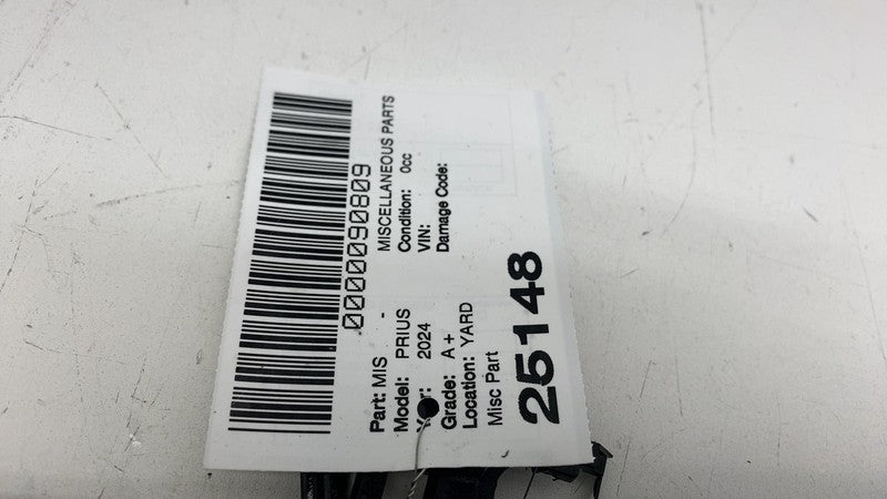 ⭕2023-2025 Toyota Prius Rearward Roof Molding Cover Panel w/ Antenna 7