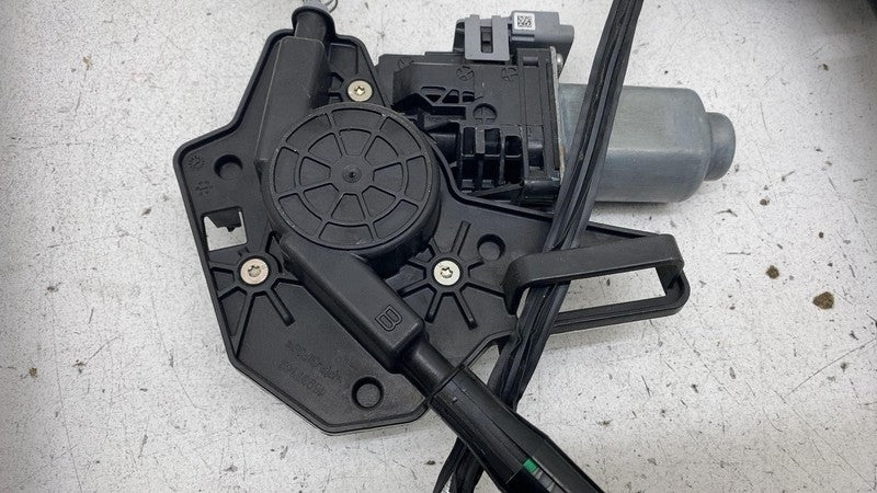 102882100B 2016-2020 Tesla Model X Rear Passenger Side Door Window Regulator & Motor Right
