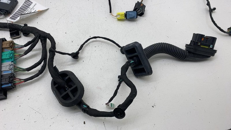 PTOOO39253 G 2022-2024 Rivian R1T R1S Front Right Door Wiring Harness w/ Module & Sensor Assy